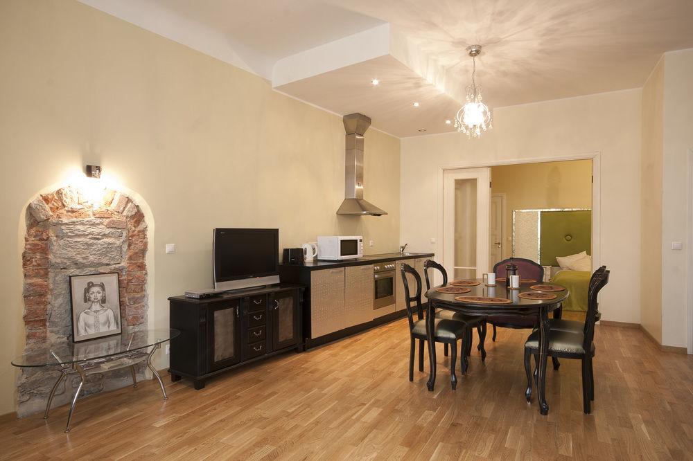 Cozy Apartment In Old Town Talin Exterior foto
