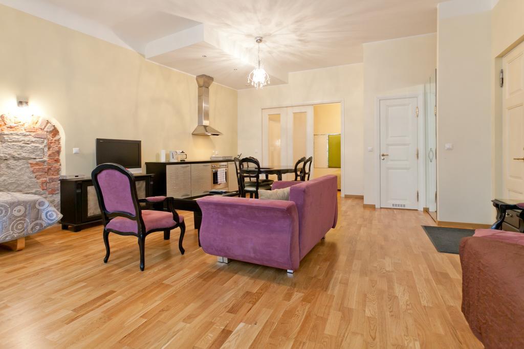 Cozy Apartment In Old Town Talin Exterior foto