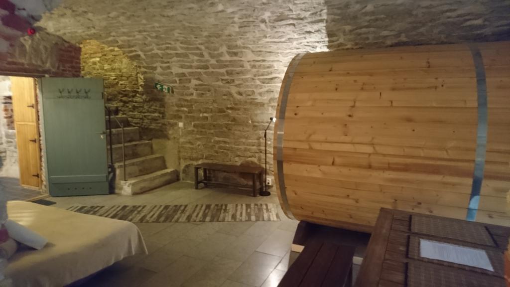 Cozy Apartment In Old Town Talin Exterior foto